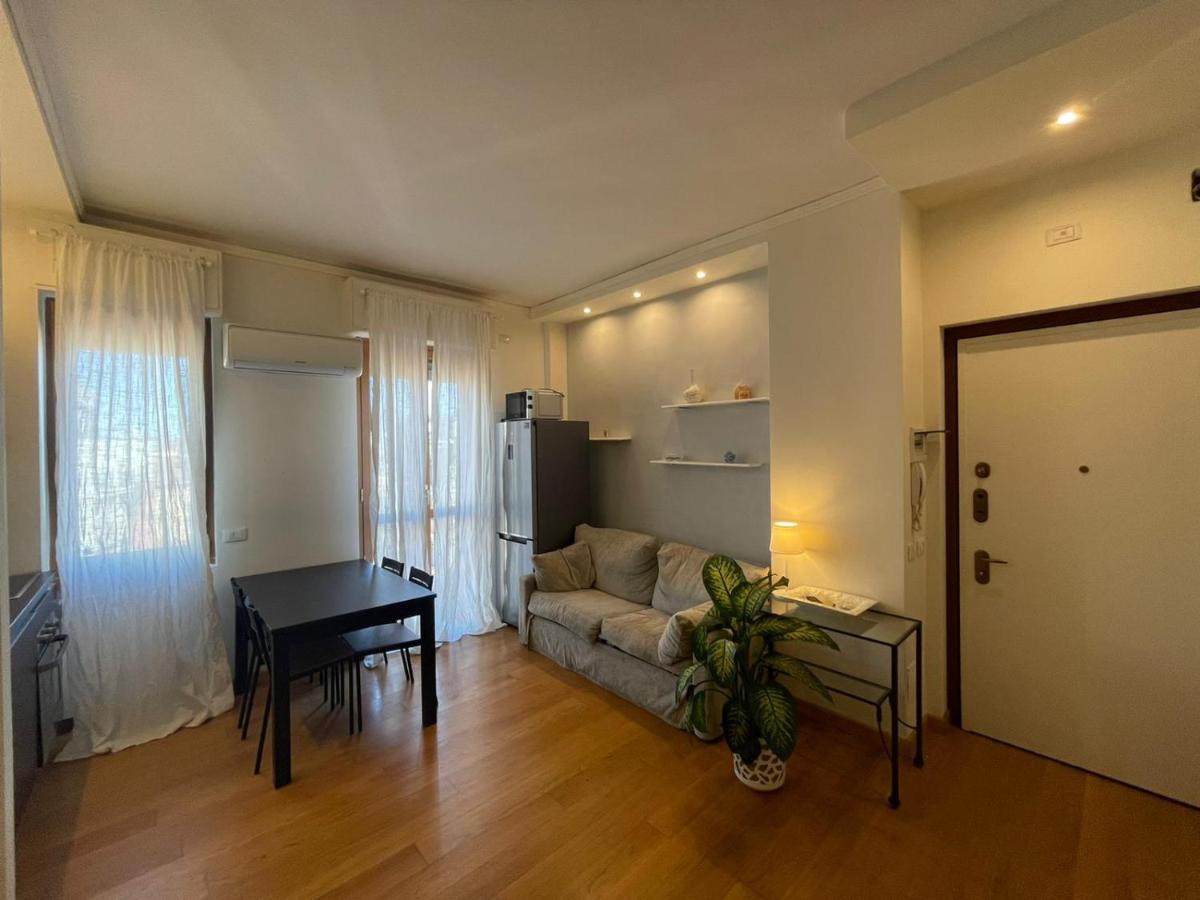 Appartamento Arco Della Pace Corso Sempione Milano